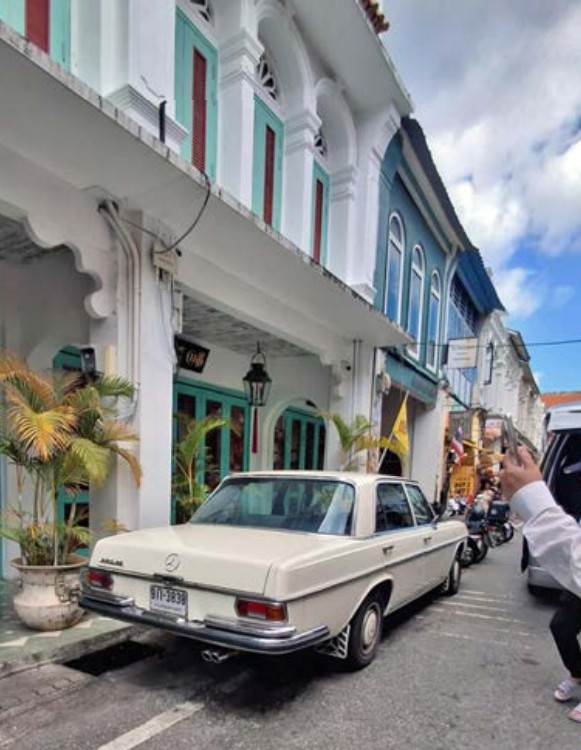 phuket.jpg