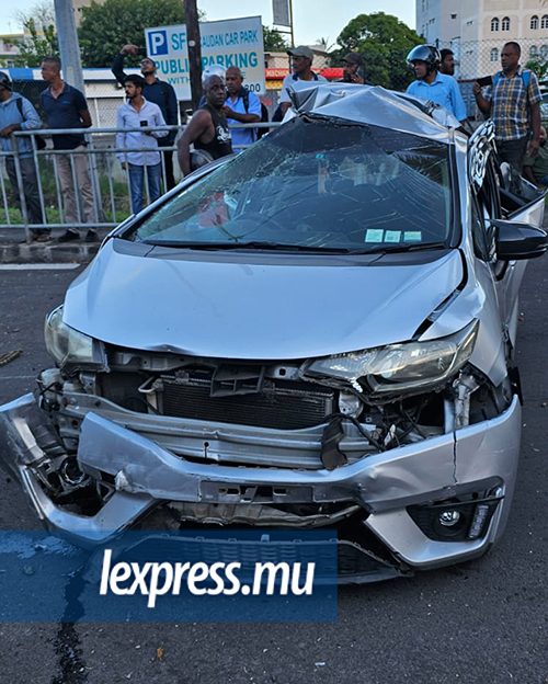 Accident au rond-point du Caudan (4).jpg