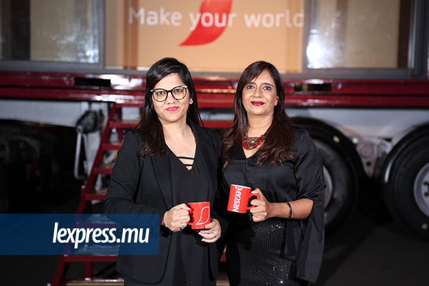Priyanka Puddoo et Brinda Chiniah copy.jpg