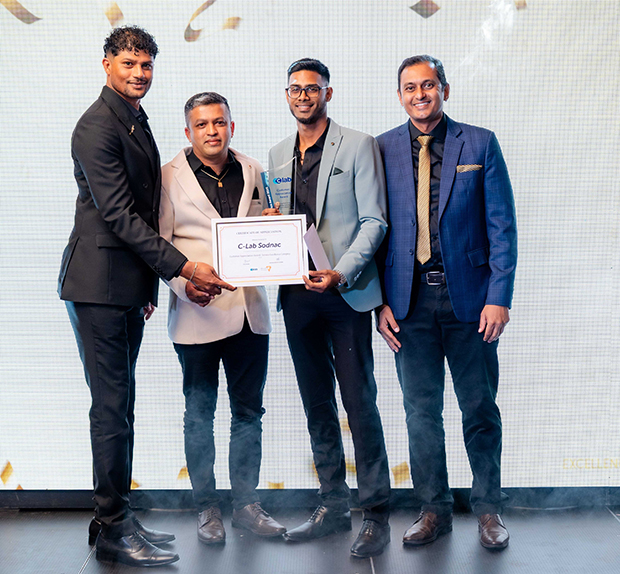 Photo 4 - C-Lab Sodnac team winner of Customer Appreciation Award with Yogesh KISSOONDARY.jpg