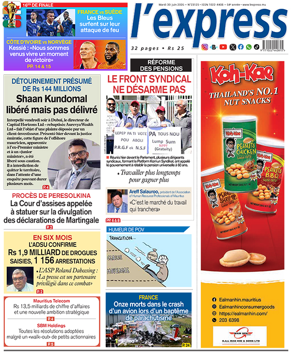 EMBED COVER LEXPRESS