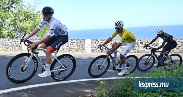 TOUR DE LA RÉUNION