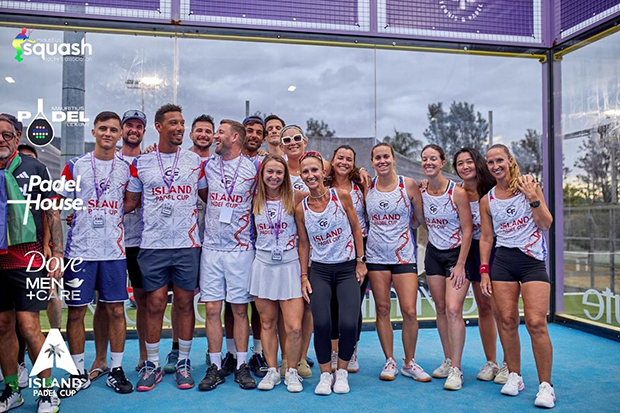 lequipe complet reunion