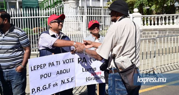 Pension Manifestation (4)