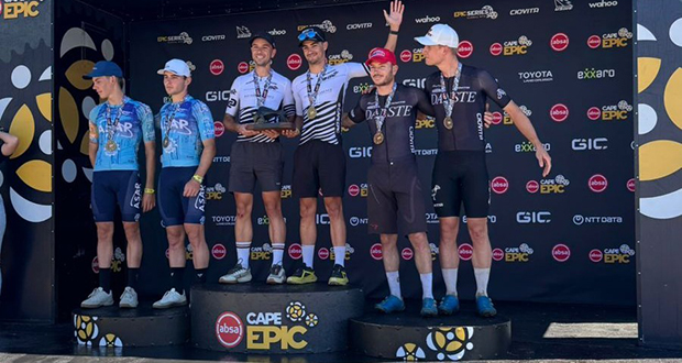 William-Mark podium.jpeg
